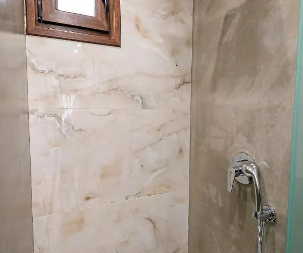 Anastasia's Lägenhet Polikhronon