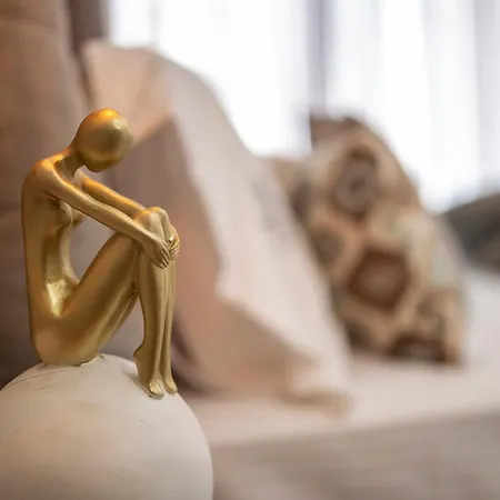 Anastasia's * 波利克罗诺